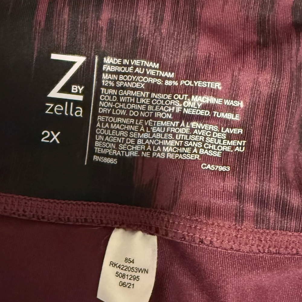 🌹 Zella Maroon and Black Leggings size 2X - Picture 3 of 3